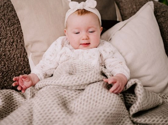 Coupon ???? Wiegdeken Wol - Pure Baby Love - Bee - Taupe ???? - Afbeelding 2