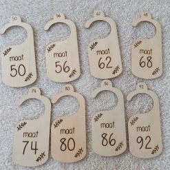 Korting ???? Typisch Sil Kastverdeler - Kledingkast Kinder/baby - Maatverdelers - Maathangers - Kledinghanger - Kast Verdeler - Maat Hangers ????
